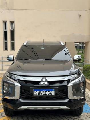 MITSUBISHI L200 TRITON 2.4 16V TURBO DIESEL SPORT HPE-S CD 4P 4X4 AUTOMÁTICO